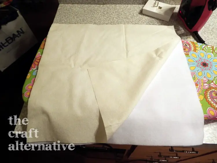 How to Make a Pillow Form solid fabric