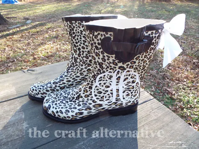 How to Add a Monogram and Ribbon to a Pair of Rain Boots_Finished