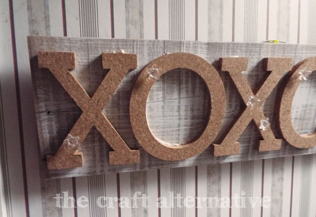 How to Make an XO Message Board_Close Up