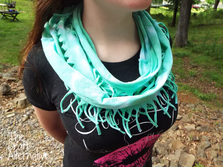 Make a T-Shirt Scarf_Completed