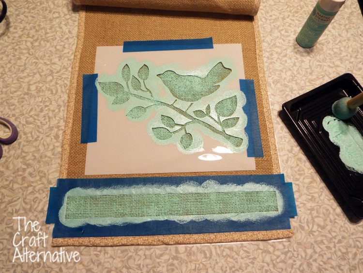 Painted Burlap Table Runner_Paint