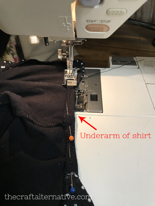 adding flirty sleeves to a t-shirt hemming underarm